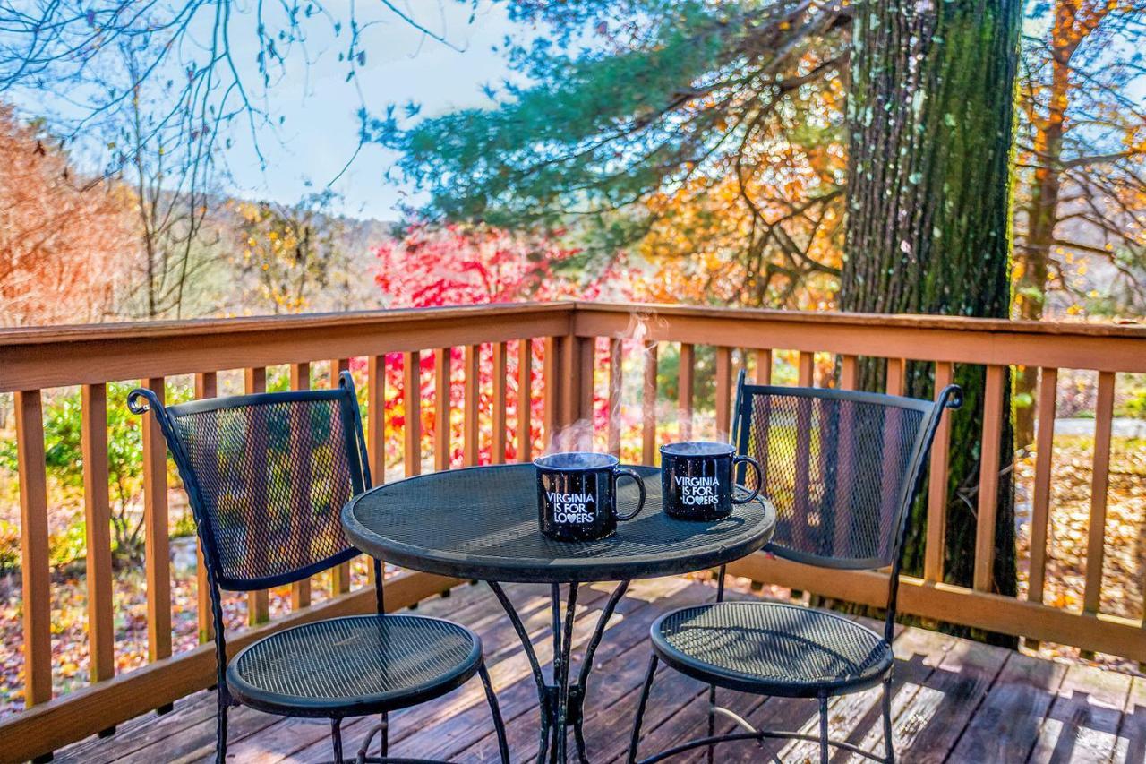 Love Ridge Mountain Lodging Lyndhurst Ngoại thất bức ảnh